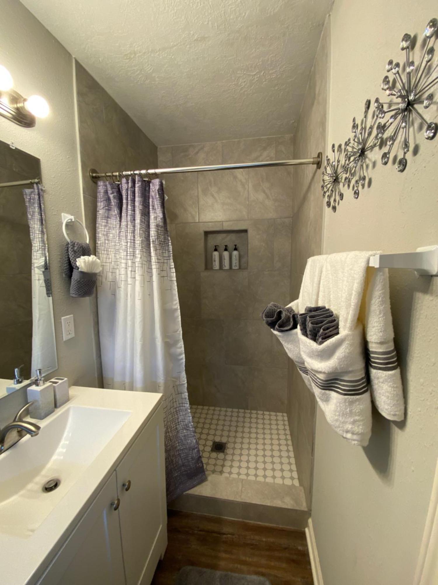 Villa Charming 3Bdrm Retreat Near Hcu Houston Exterior foto